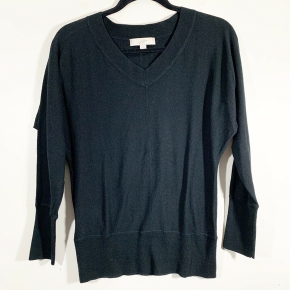 LOFT Sweaters - LOFT Black V-Neck Long Sleeve Wool Blend Sweater S